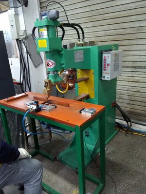 Сварщик пятна воздушного давления сварочного аппарата 100KVA пятна нержавеющей стали Multi